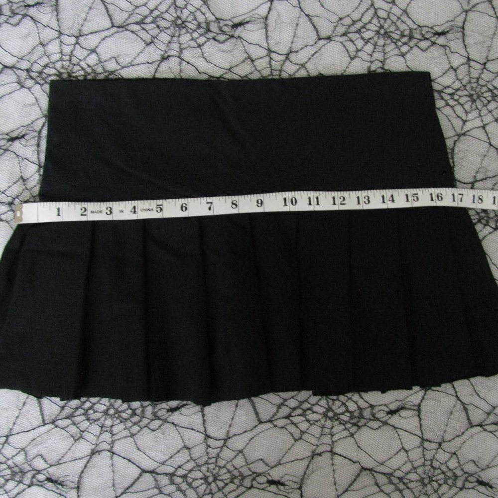 Handmade Black Pleated Mini Skirt - Picture 3 of 6